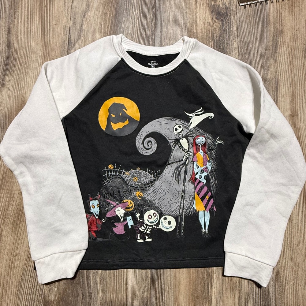 Disney Nightmare Before Christmas Sweatshirt Black White Kidcore